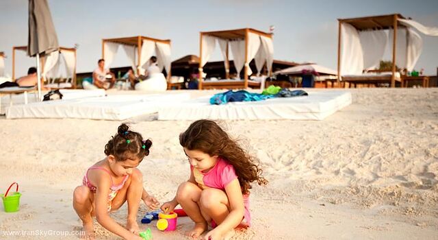 یاس آیلند روتانا