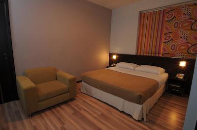 سویت هتل چرم