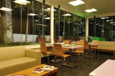 سویت هتل چرم