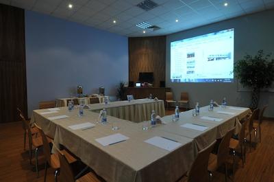 سویت هتل چرم