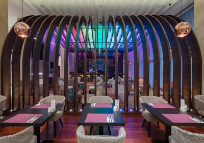 هیلتون گاردن این استانبول عمرانیه