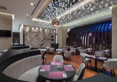 هیلتون گاردن این استانبول عمرانیه