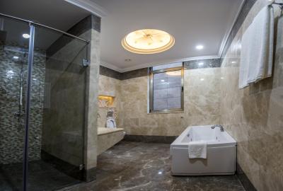 رنسانس پالاس باکو