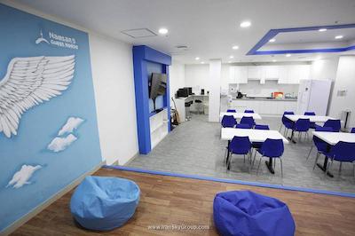 نامسان گوست هوس 1