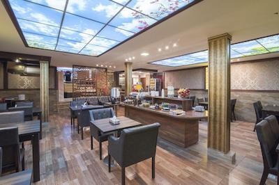 هتل مروارید