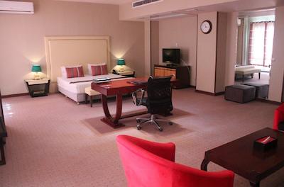 هتل قصر بوتانیک