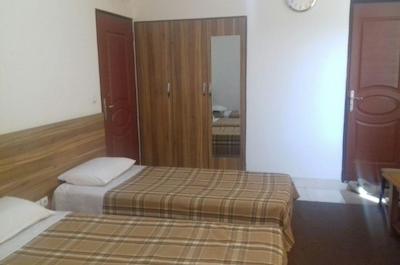 هتل ایران پارک