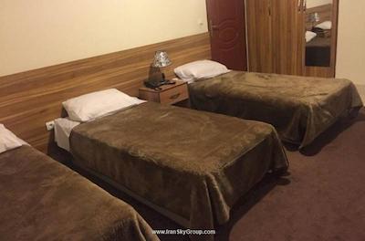 هتل ایران پارک