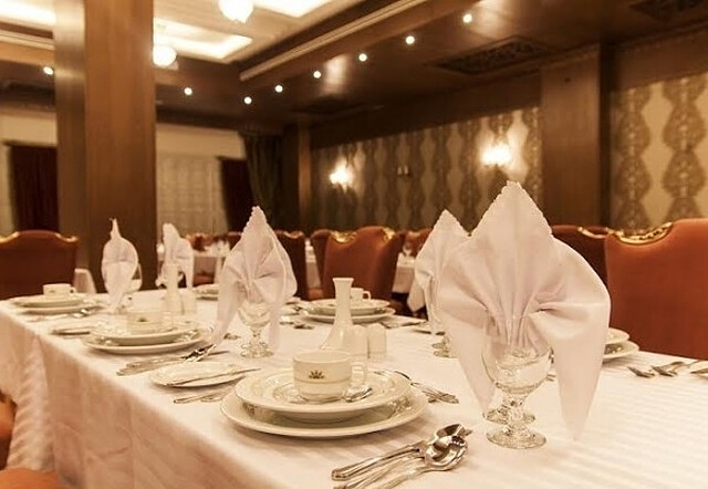 هتل زندیه