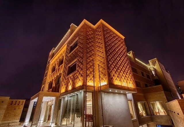 هتل زندیه