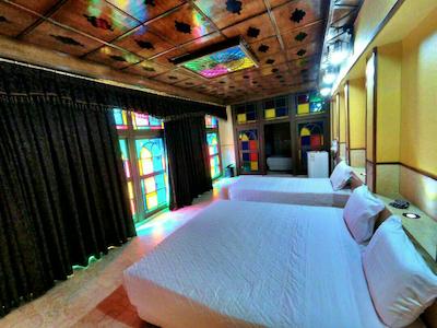 هتل سنتی نیایش شیراز