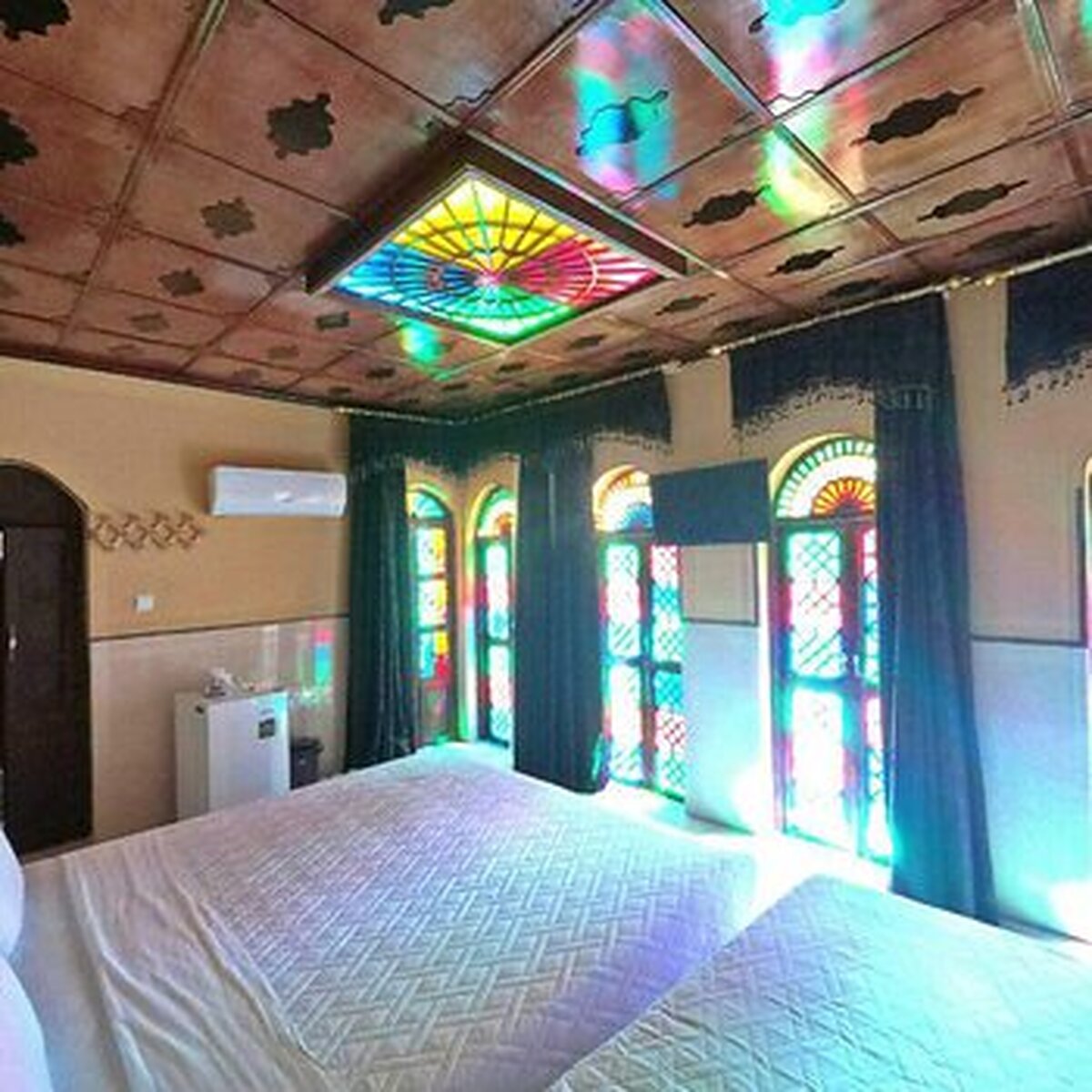 هتل سنتی نیایش شیراز