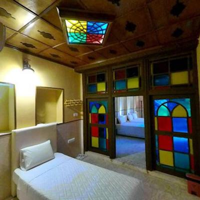 هتل سنتی نیایش شیراز