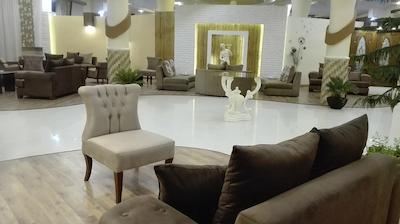 هتل شهاب ناهارخوران