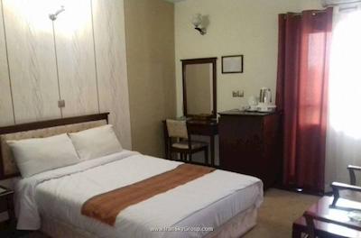 هتل جهانگردی سنندج