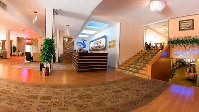 هتل جهانگردی سنندج