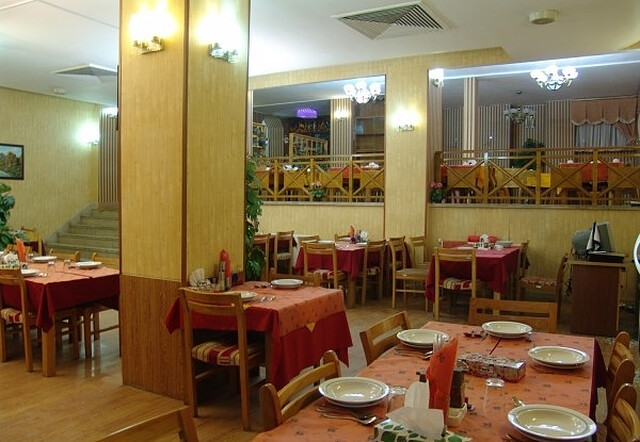 هتل جهانگردی شاهرود