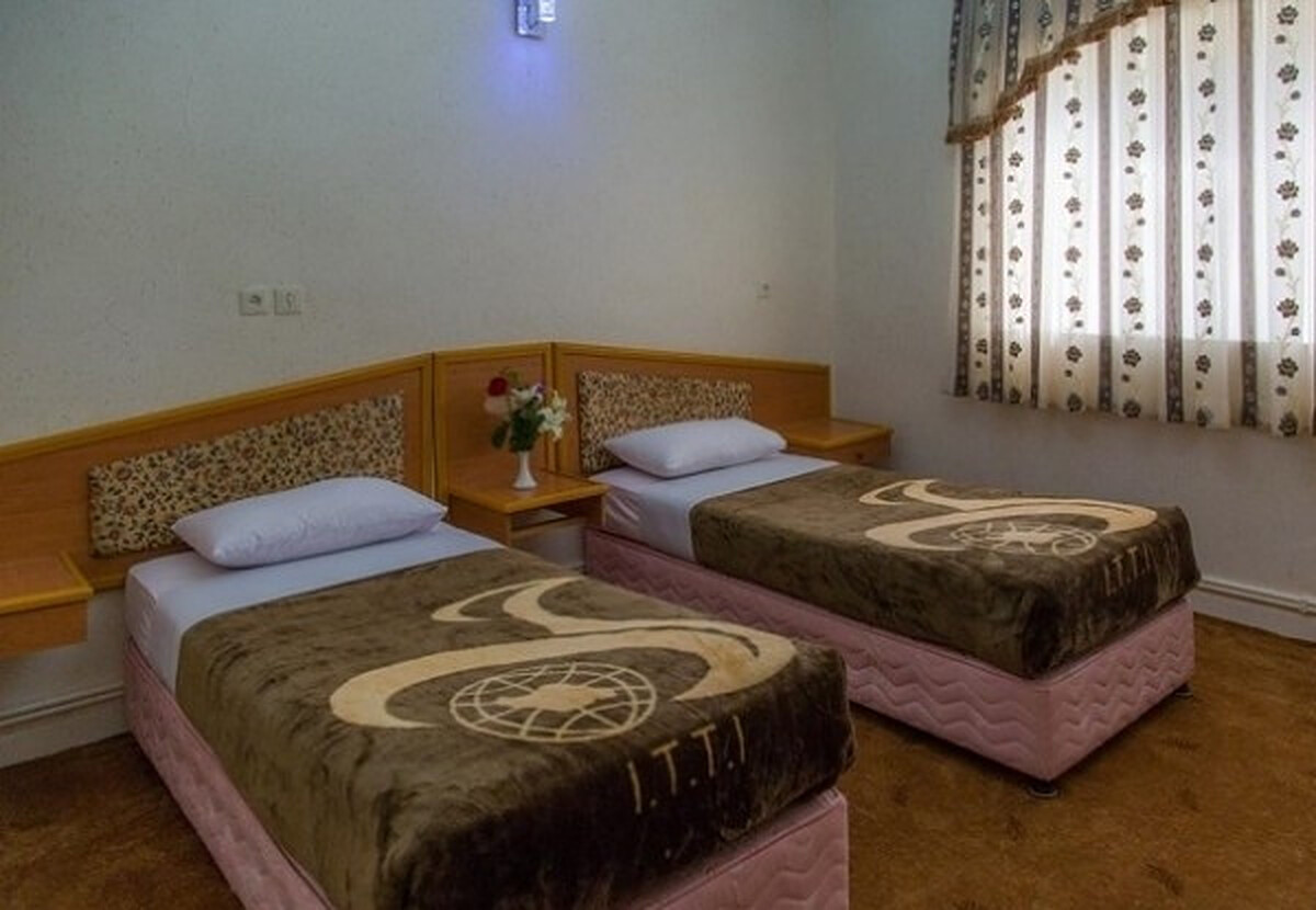 هتل جهانگردی شاهرود