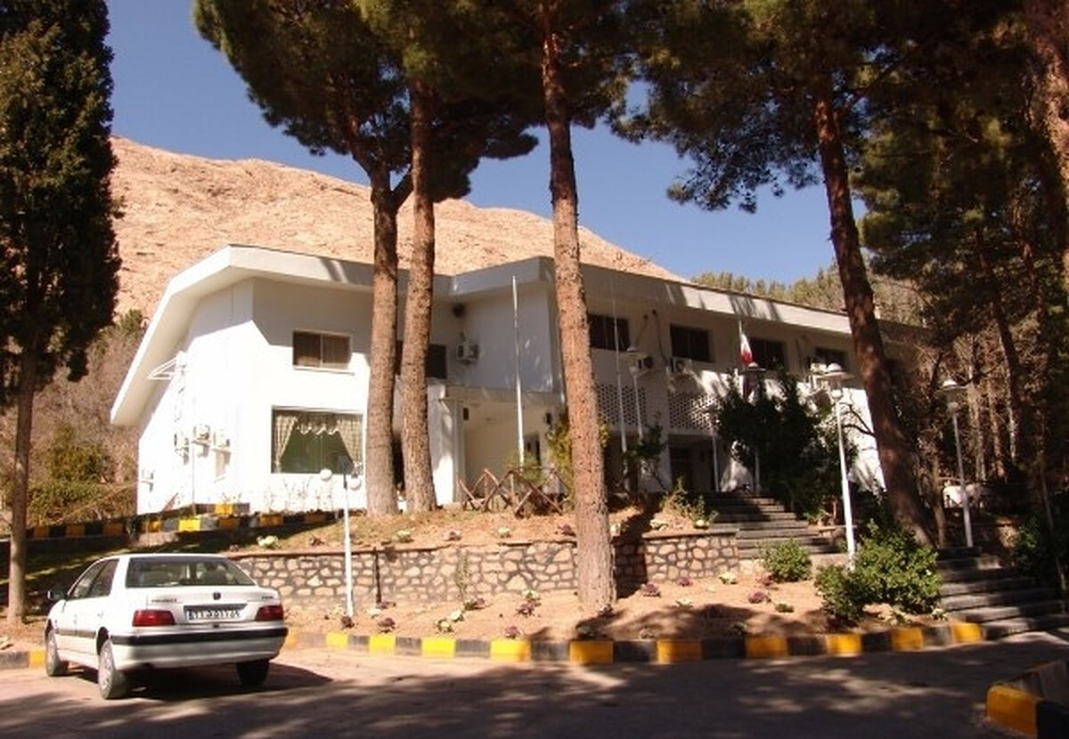هتل جهانگردی شاهرود