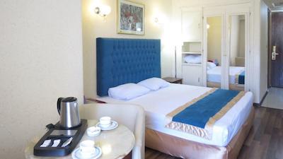 هتل پارسیان آزادی یاسوج