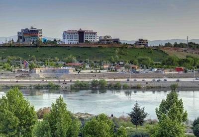 هتل پارسیان آزادی یاسوج