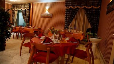 هتل جهانگردی رفسنجان