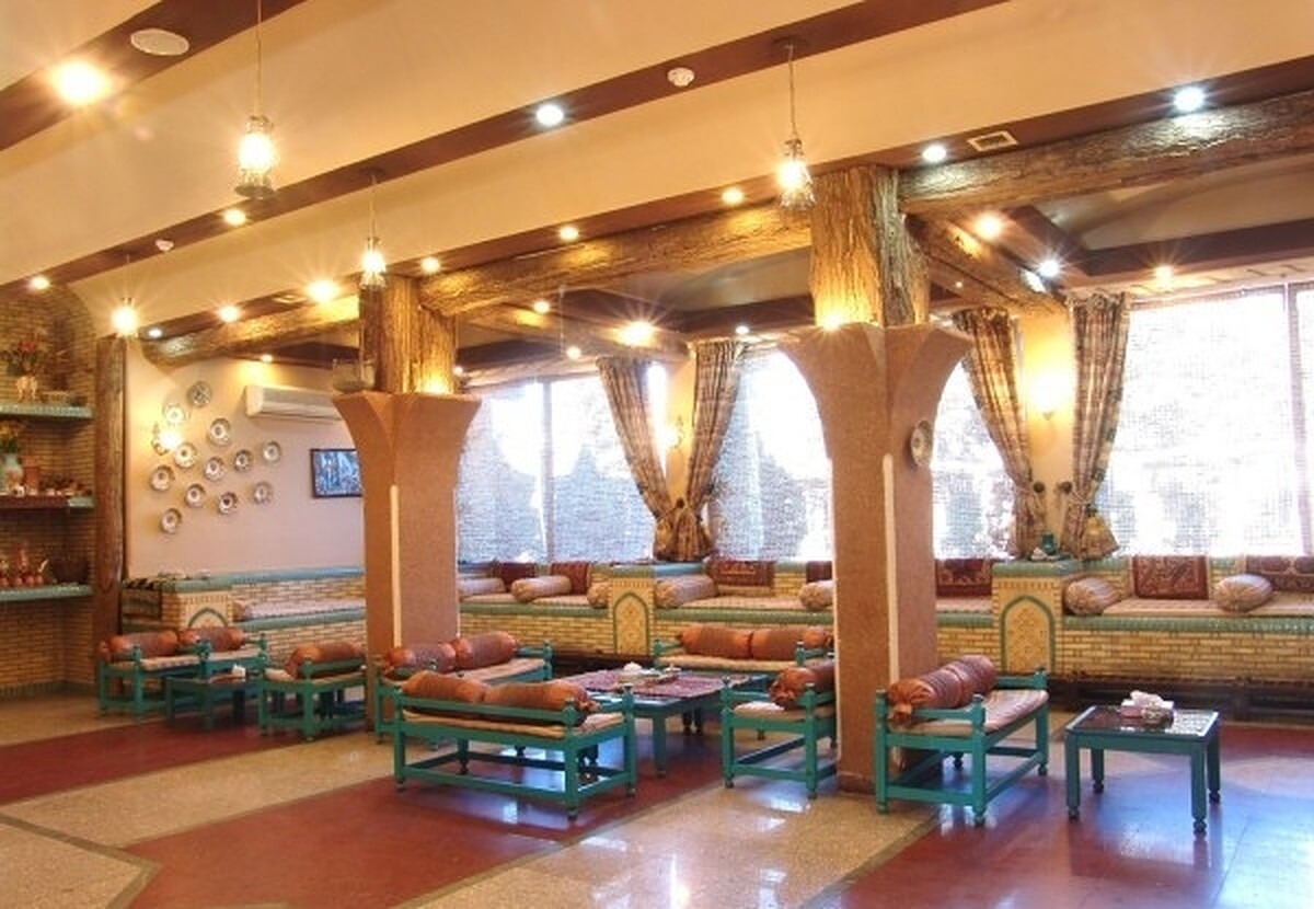 هتل جهانگردی کرمان