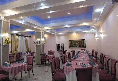 هتل جهانگردی کرمان