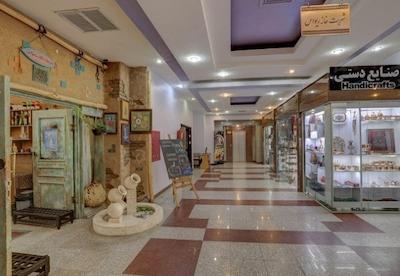 هتل جهانگردی کرمان