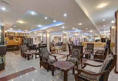 هتل جهانگردی کرمان