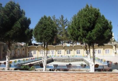 هتل جهانگردی کرمان