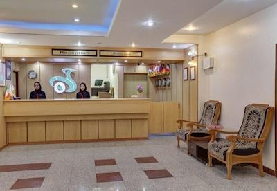 هتل جهانگردی کرمان