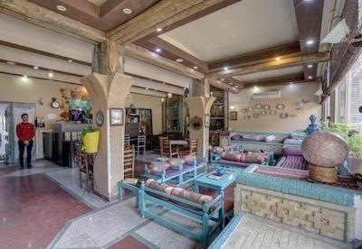 هتل جهانگردی کرمان