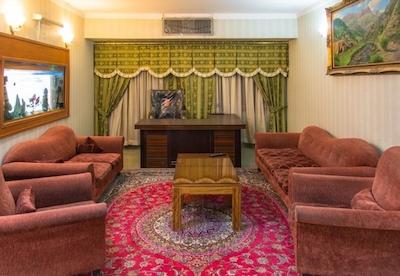 هتل جهانگردی سیرجان