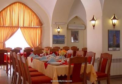 هتل جهانگردی گلپایگان