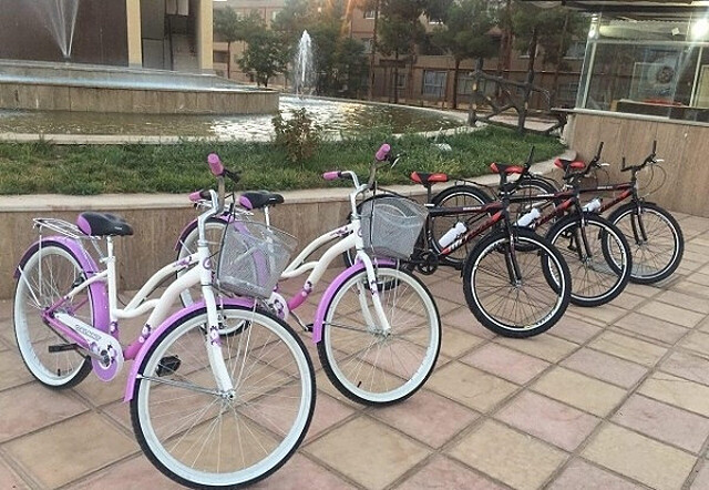 هتل زنبق