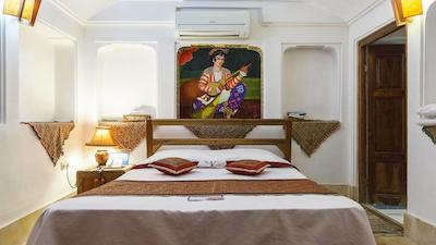 هتل سنتی فهادان