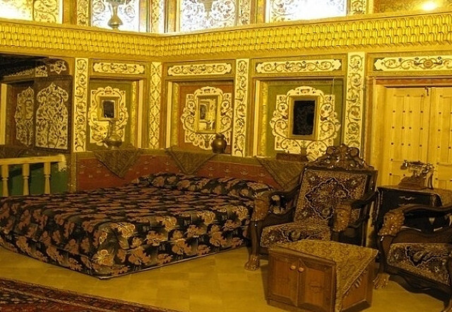 هتل سنتی ملک التجار