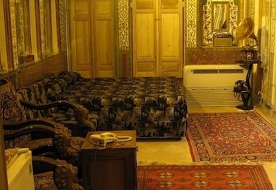 هتل سنتی ملک التجار