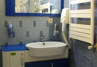 هتل سنتی ملک التجار