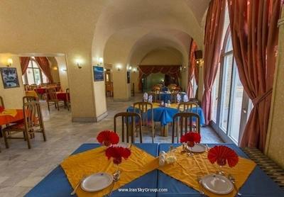 هتل جهانگردی شهرکرد