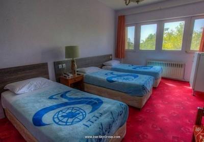 هتل جهانگردی شهرکرد