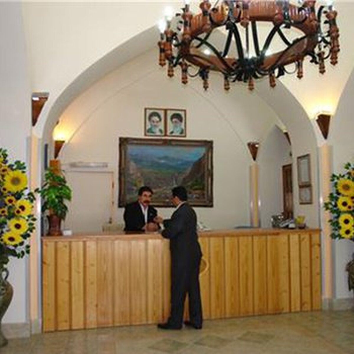 هتل جهانگردی دامغان