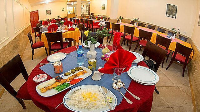 هتل جهانگردی سراب