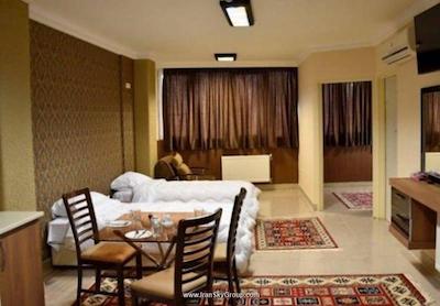 هتل زنده رود