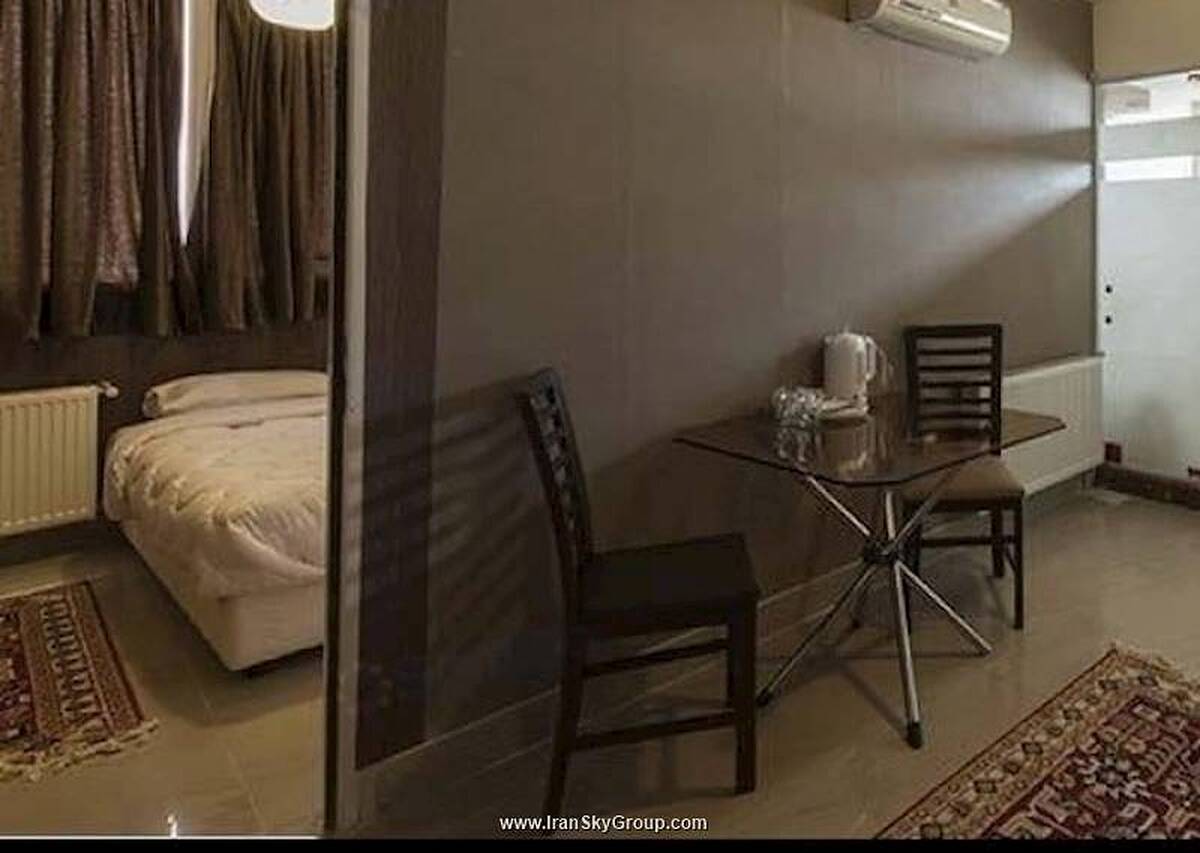 هتل زنده رود