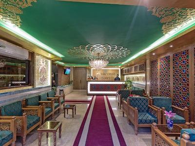 هتل زنده رود