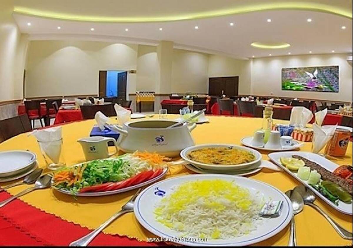 هتل جهانگردی مرند