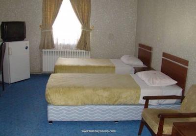 هتل جهانگردی الیگودرز