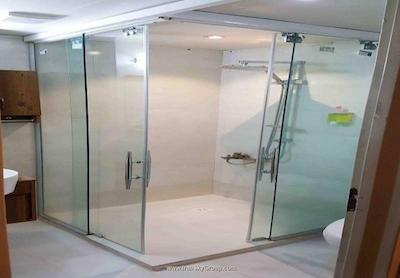 هتل آزادی خرم آباد